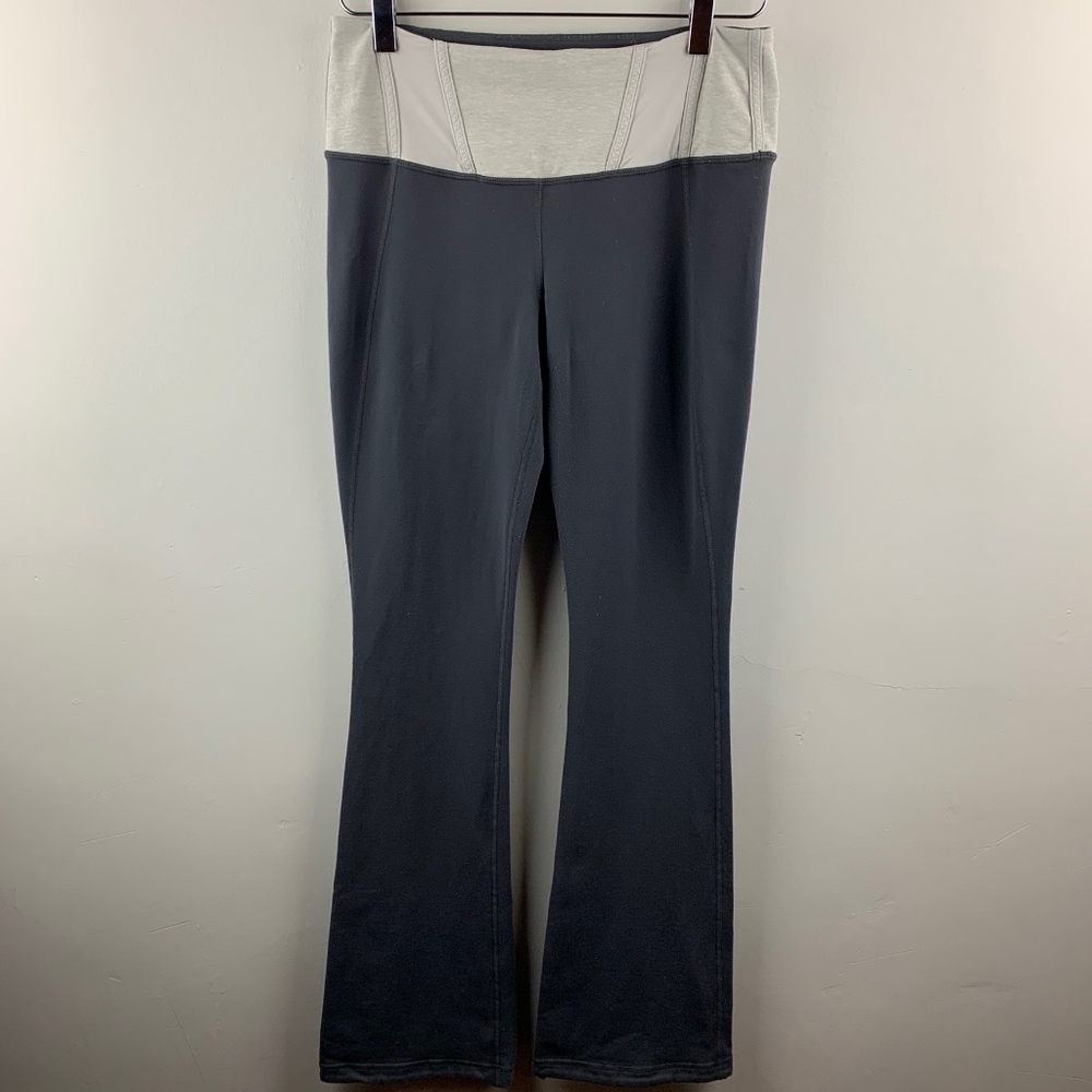 Lululemon Athletica | Gray Yoga Pants